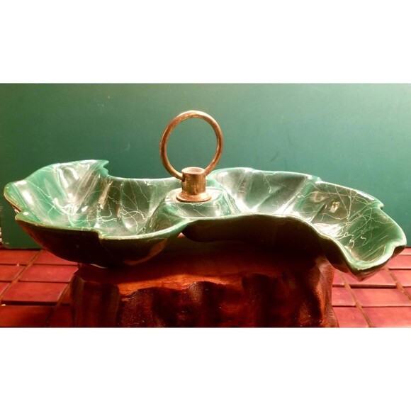 Vintage 1960s Leaf Shaped Ceramic Candy Dish Trinket Dish  No. 9 Made in the USA - Picture 2 of 4